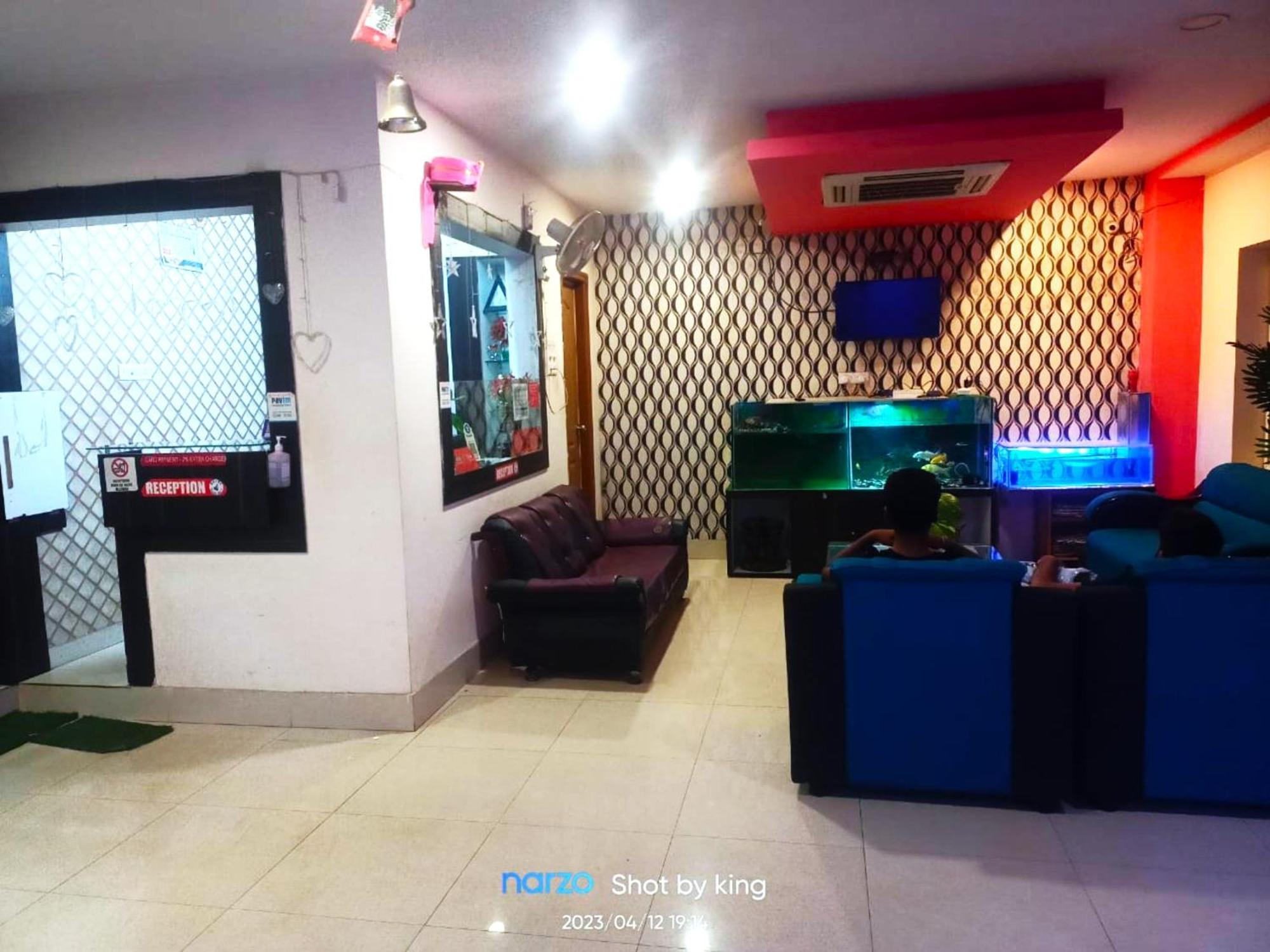 Goroomgo Blue Bell Bhubaneswar - Well Decorated Room -Wifi And Parking Facilities Available Eksteriør billede